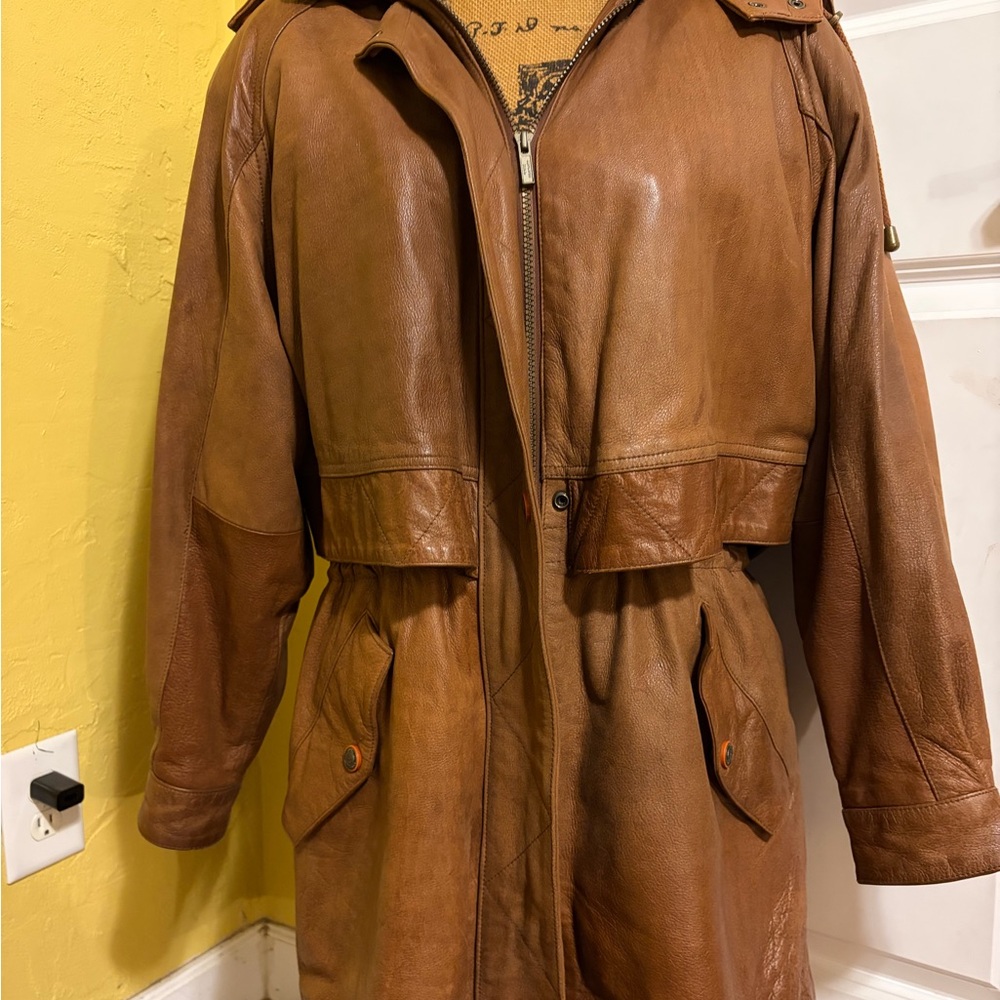 Vintage adventure bound leather jacket with detachable hood size L